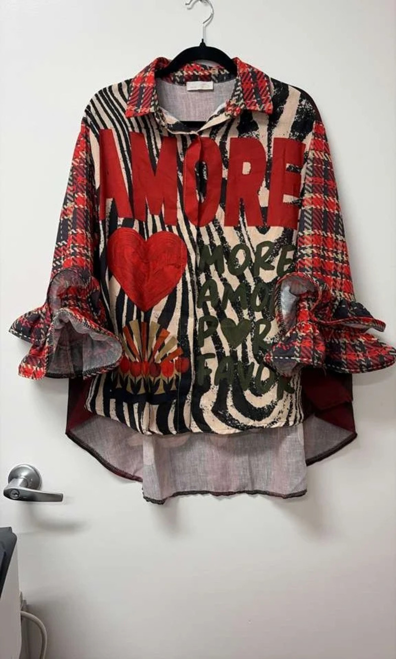 L762 | Loowie More Amor Por Favor Printed Shirt | Ruffled Sleeves | One Size S-L